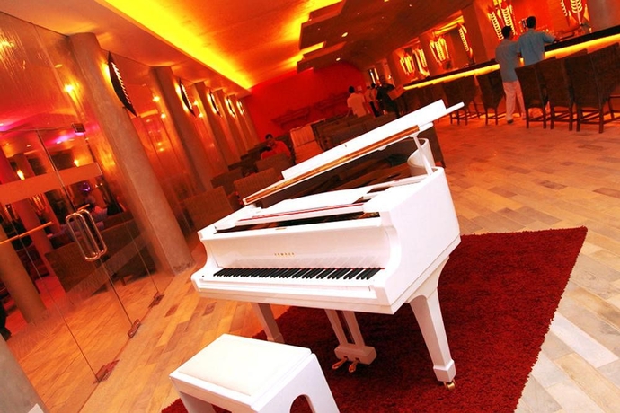 Imagen del bar/restaurante del Hotel Hikka Tranz By Cinnamon. Foto 4