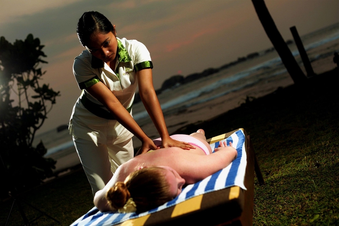 Imagen general del Hotel Hikka Tranz By Cinnamon. Foto 2