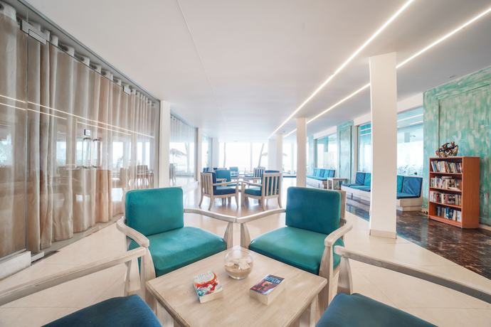 Imagen de los interiores del Hotel Hikkaduwa Beach. Foto 20