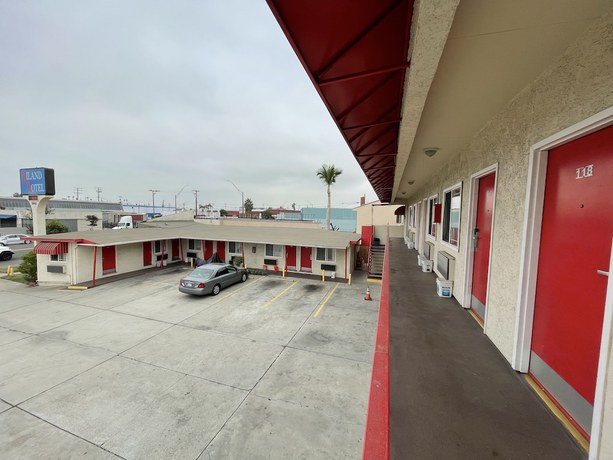 Imagen general del Hotel Hiland Motel. Foto 9