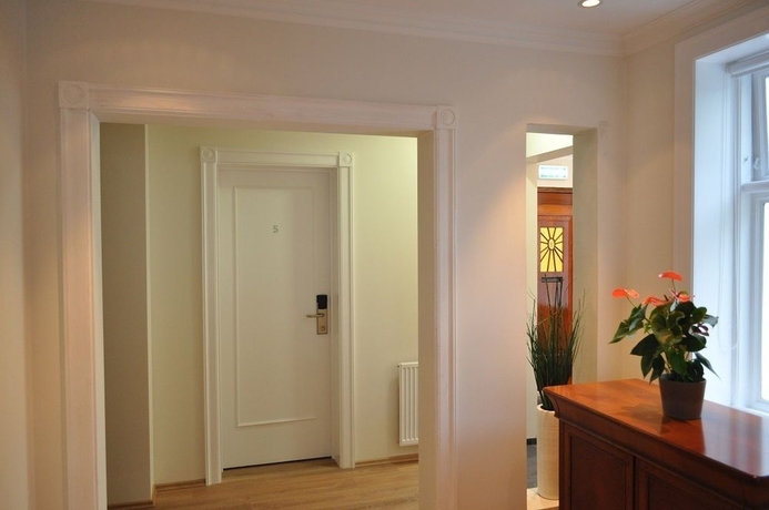 Imagen de los interiores del Hotel Hilda. Foto 10