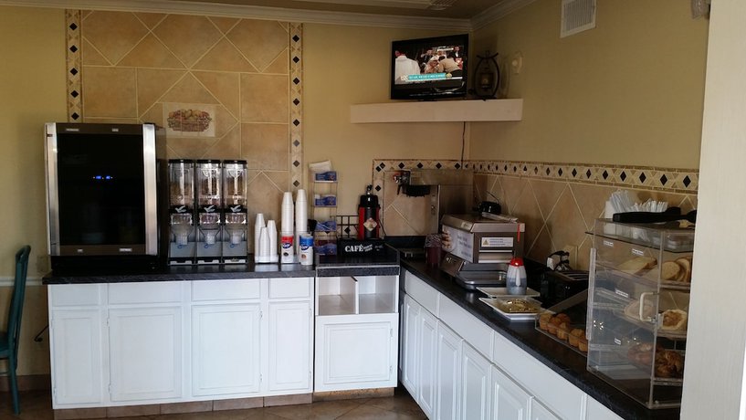 Imagen del bar/restaurante del Hotel Hill Country Inn Marble Falls. Foto 5