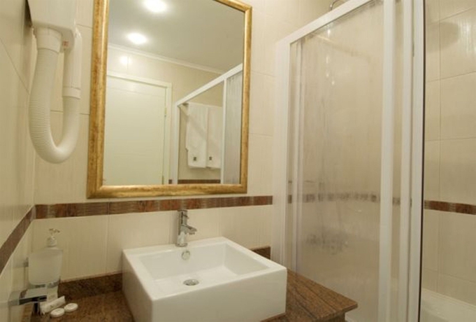 Imagen de la habitación del Hotel Hill. Foto 5