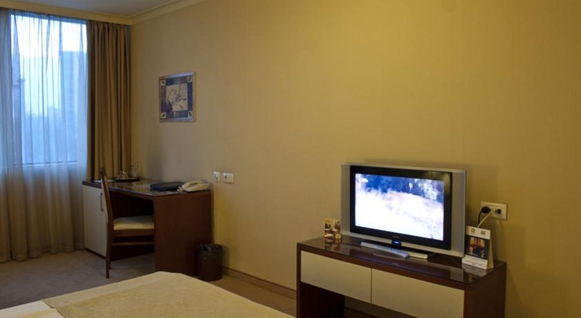 Imagen de la habitación del Hotel Hill. Foto 9