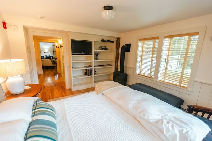 Imagen de la habitación del Hotel Hill Farm Inn. Foto 15