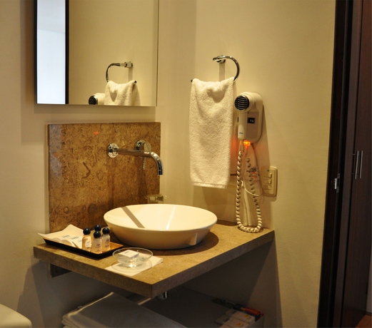 Imagen de la habitación del Hotel Hill House, Bogotá. Foto 15