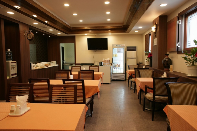 Imagen del bar/restaurante del Hotel Hill House, Seul. Foto 4