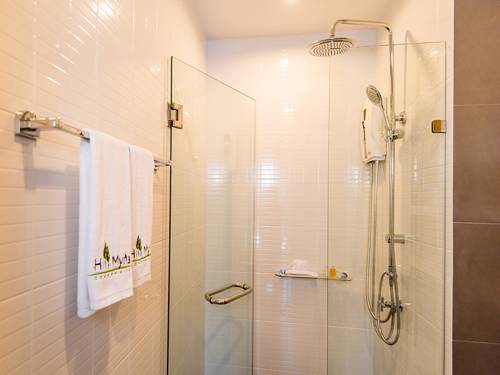 Imagen de la habitación del Hotel Hill Myna Condotel. Foto 3