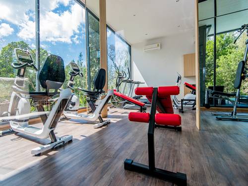 Imagen de la habitación del Hotel Hill Myna Condotel. Foto 15