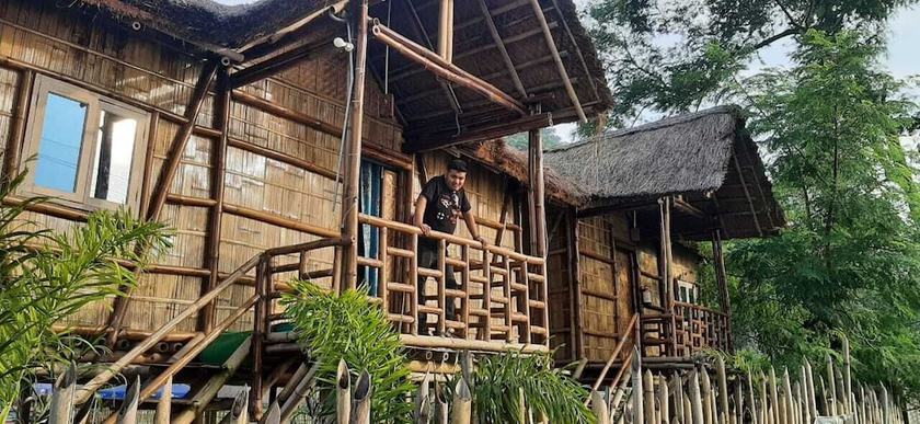 Imagen de los interiores del Hotel Hill Mynah Bamboo Resort. Foto 16