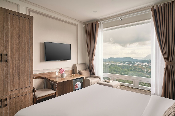 Imagen de la habitación del Hotel Hill Side Town. Foto 13