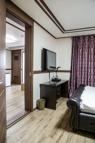 Imagen de la habitación del Hotel Hill Stay Residence. Foto 12