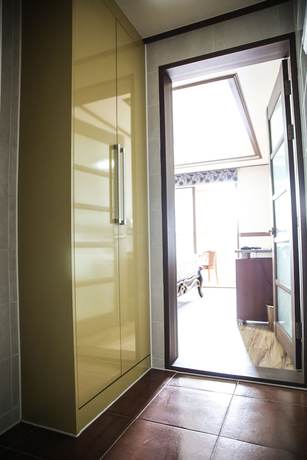 Imagen de la habitación del Hotel Hill Stay Residence. Foto 17