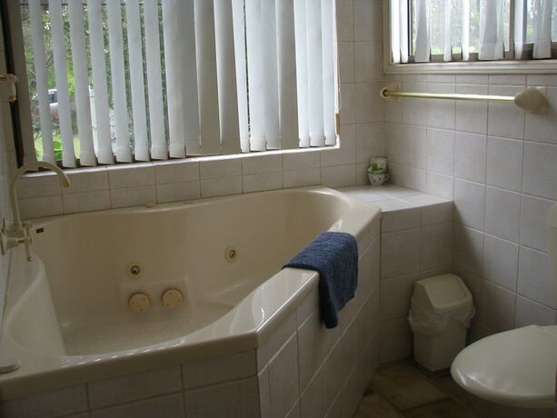 Imagen de la habitación del Hotel Hill Top Country Guest House. Foto 18