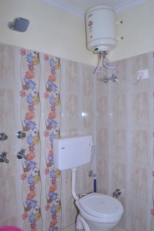 Imagen de la habitación del Hotel Hill Town. Foto 7