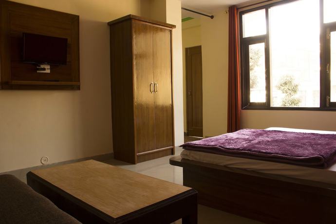 Imagen de la habitación del Hotel Hill Town. Foto 9