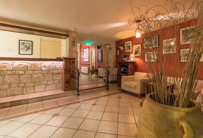Imagen de los interiores del Hotel Hill View Restaurant and Apartments. Foto 15