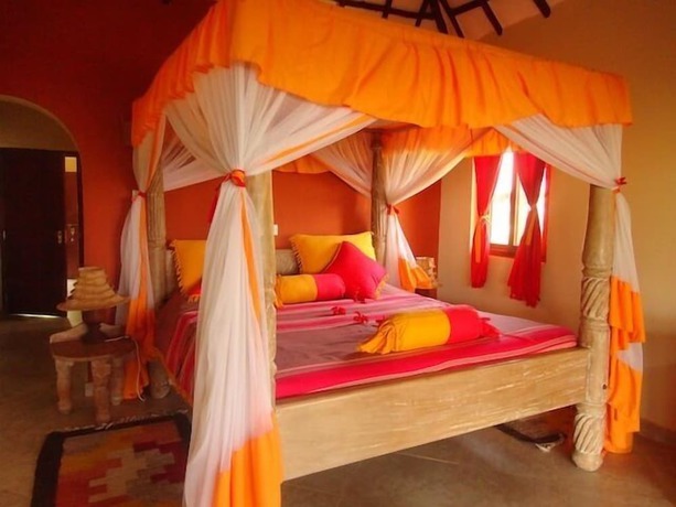 Imagen de la habitación del Hotel HillPark - Tiwi Beach. Foto 14