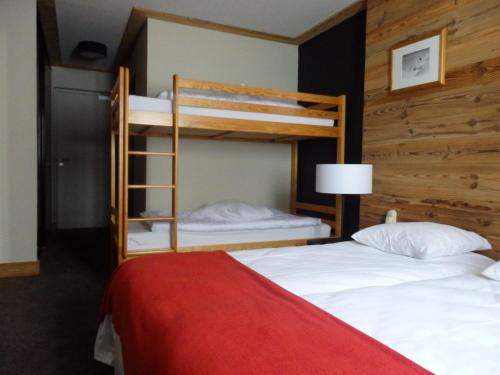 Imagen de la habitación del Hotel Hillary. Foto 8