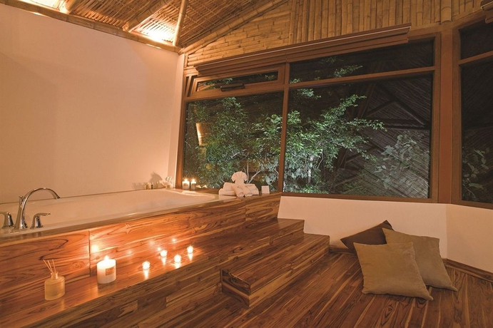 Imagen de la habitación del Hotel Hillary Nature Resort Spa. Foto 3