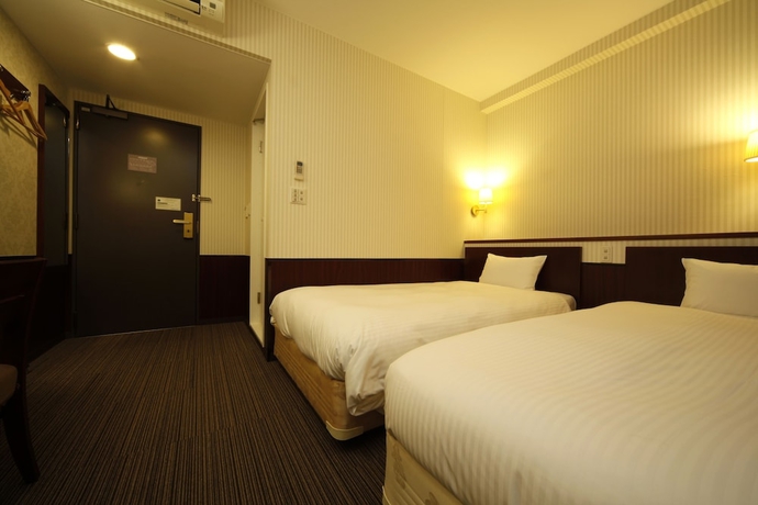 Imagen de la habitación del Hotel Hillarys. Foto 17