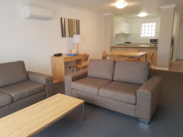 Imagen de la habitación del Hotel Hillarys Harbour Resort. Foto 10