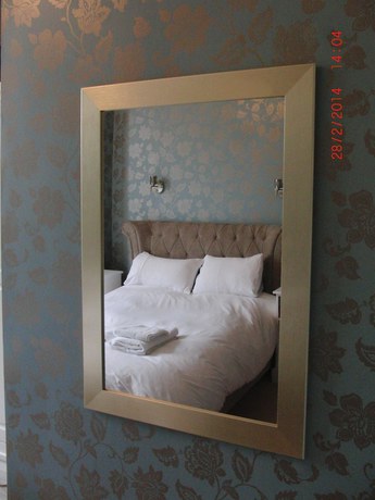Imagen de la habitación del Hotel Hillcrest. Foto 11