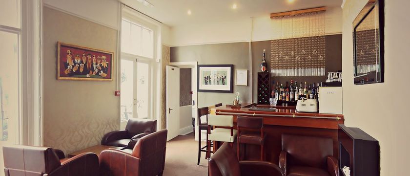Imagen del bar/restaurante del Hotel Hillcrest. Foto 5