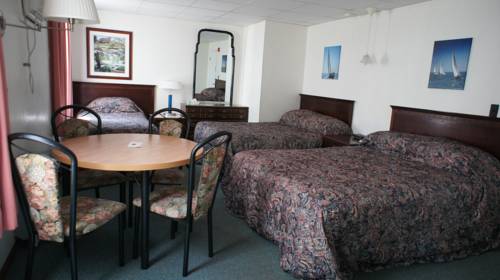 Imagen de la habitación del Hotel Hillcrest Inn. Foto 15