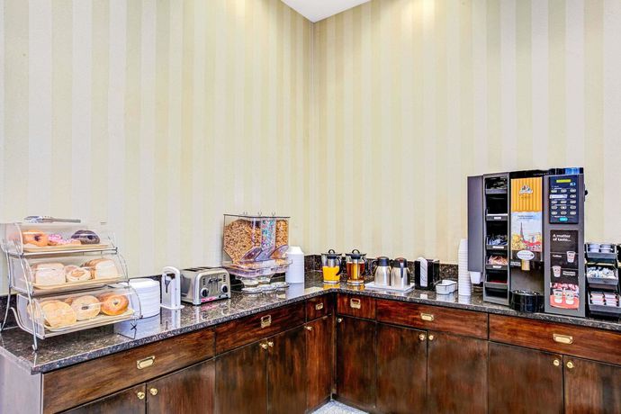 Imagen general del Hotel Hillcrest Near JFK Airtrain. Foto 10