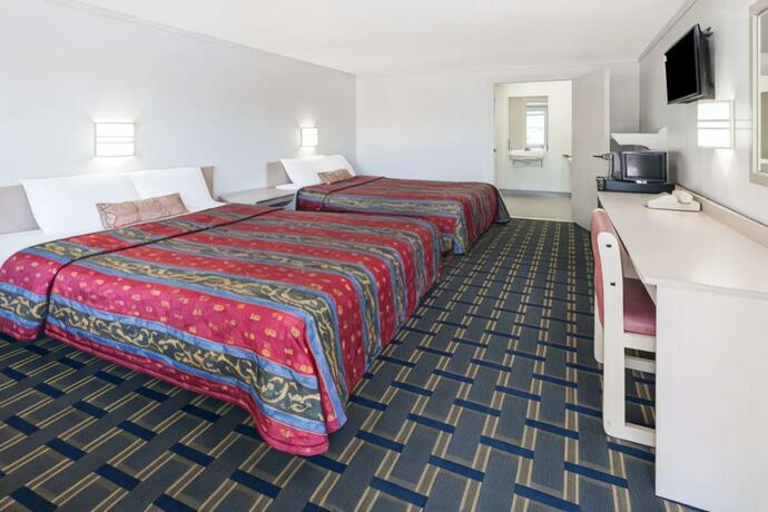 Imagen general del Hotel Hilliard Motor Lodge. Foto 13