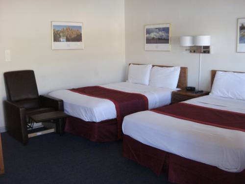 Imagen de la habitación del Hotel Hills Inn. Foto 3