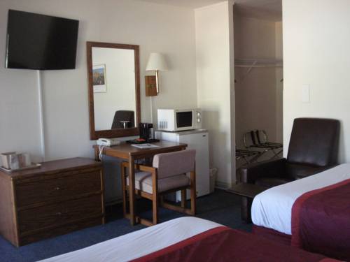 Imagen general del Hotel Hills Inn. Foto 1