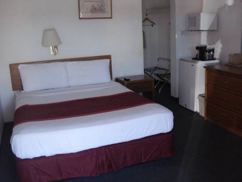 Imagen de la habitación del Hotel Hills Inn. Foto 10