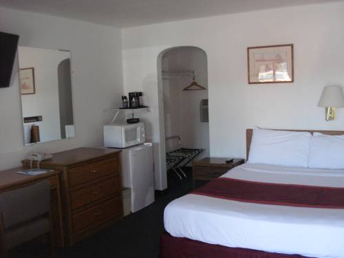 Imagen de la habitación del Hotel Hills Inn. Foto 12