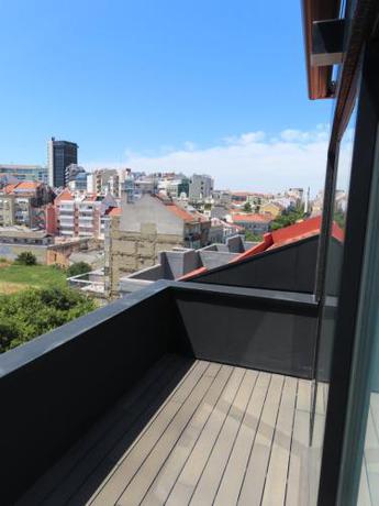 Imagen de la habitación del Hotel Hills Lisboa. Foto 11