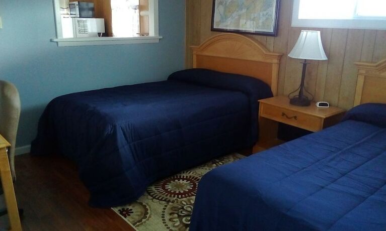 Imagen general del Hotel Hills Motor Court and Marina. Foto 2