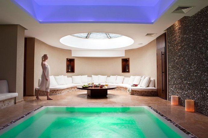 Imagen de la piscina del Hotel Hillside Beach Club. Foto 14