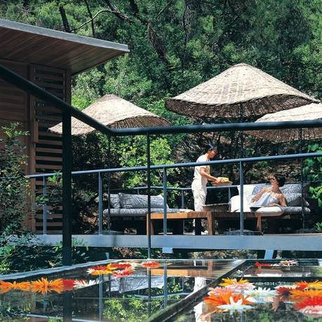 Imagen de los exteriores del Hotel Hillside Beach Club. Foto 13