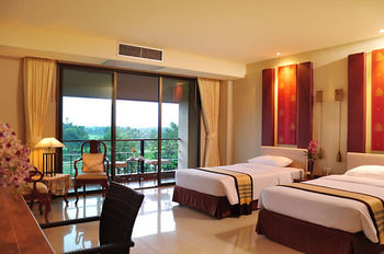 Imagen de los exteriores del Hotel Hillside Country Home Golf And Resort. Foto 12