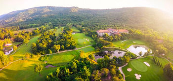 Imagen de los exteriores del Hotel Hillside Country Home Golf And Resort. Foto 13