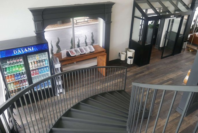 Imagen de los interiores del Hotel Hillside Crossing Nashville. Foto 16
