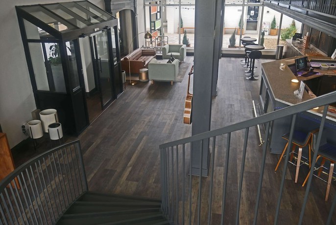 Imagen de los interiores del Hotel Hillside Crossing Nashville. Foto 20