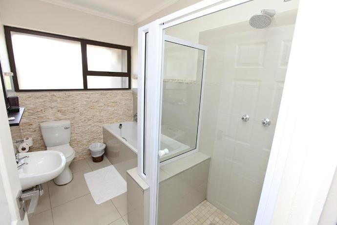Imagen de la habitación del Hotel Hillside Executive Accommodation. Foto 7