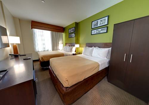 Imagen de la habitación del Hotel Hillside. Foto 3