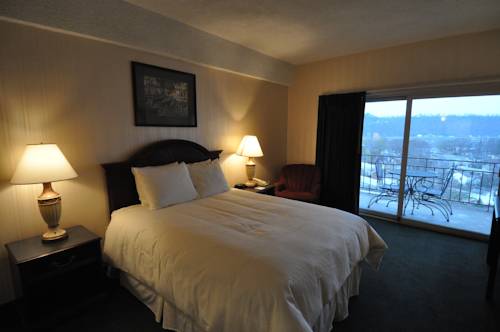 Imagen de la habitación del Hotel Hillside Inn. Foto 4