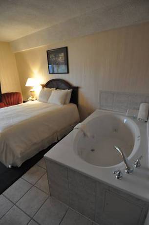 Imagen de la habitación del Hotel Hillside Inn. Foto 12