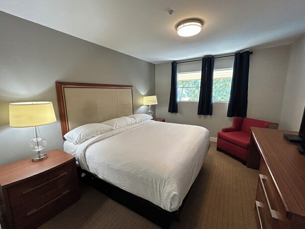 Imagen de la habitación del Hotel Hillside Inn, Santa Rosa. Foto 8