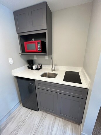 Imagen de la habitación del Hotel Hillside Inn, Santa Rosa. Foto 10