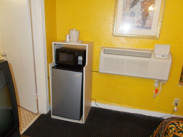 Imagen general del Hotel Hillside Motel. Foto 11